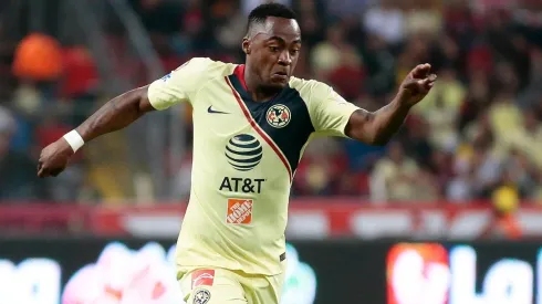 Además no ve con malos ojos la incorporación de un nuevo refuerzo