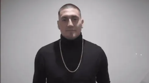 Castillo enviando mensaje a todos en América.