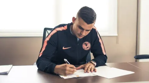 El mediocampista llega por 4 años al Más Grande