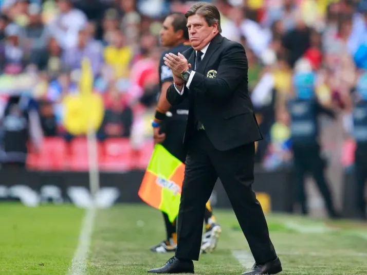 Herrera se uniría a este selecto grupo de vencer a Necaxa