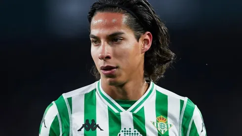 Lainez podría debutar en la Europa League el jueves contra Rennes.