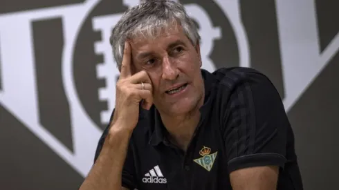 Quique Setién en conferencia de prensa.