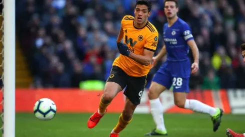 Gran gesto de Raúl Jiménez con un aficionado del América en Londres.