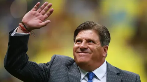 Miguel Herrera en el partido frente a Chivas.