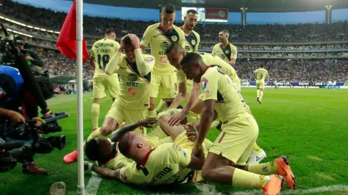 América celebrando la anotación de Nicolás Castillo.