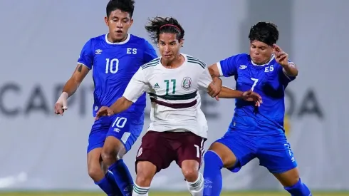 Diego Lainez la rompe en el Tri.