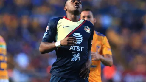 Renato Ibarra no logra levantar con la Selección de Ecuador