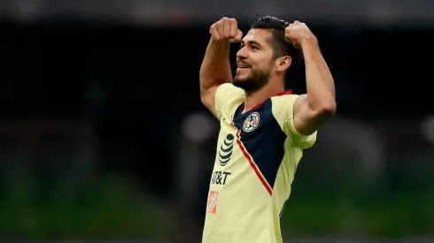 Henry Martin celebrando.