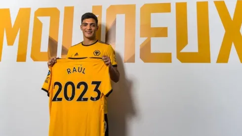 América recibirá dinero por la venta de Raúl Jiménez a Wolves