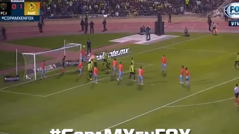 ¡Aguilera los hace y los evita!