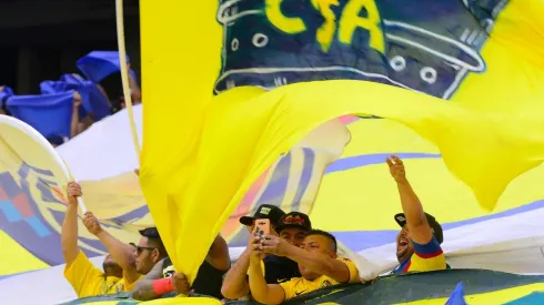 "De rodillas ante el Más Grande"