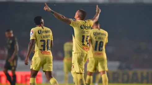 Nicolás Castillo celebrando su anotación.