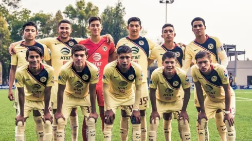 Formación titular de América en la Sub 17.