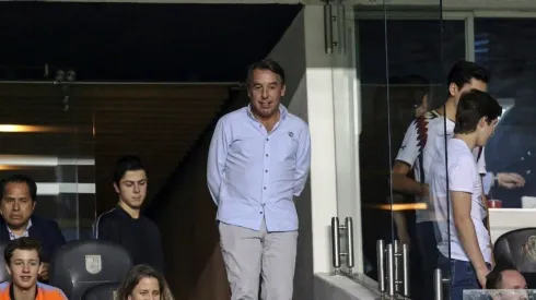 Emilio Azcárraga en el Estadio La Corregidora de Querétaro.