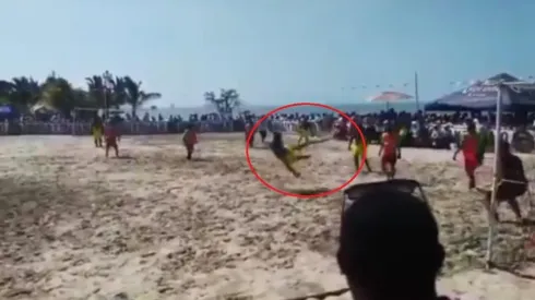 Zague marcó un golazo en una cáscara de fútbol playa