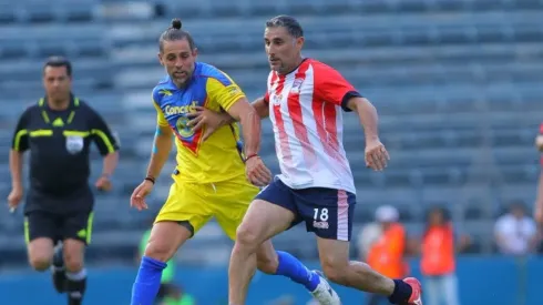 América y Chivas en el Clásico de Leyendas.