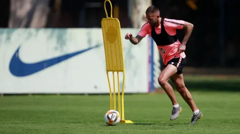 El francés cada vez más afuera de las Águilas