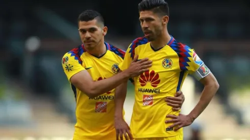 Henry Martin y Oribe Peralta en América.
