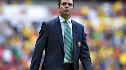 Santiago Baños en el Estadio Azteca.