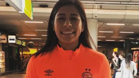 Cecilia Santiago en su llegada a Holanda.