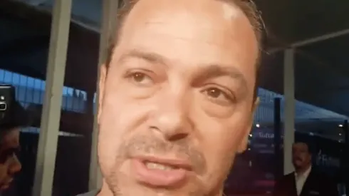 Santiago Baños en su llegada a Ciudad de México.