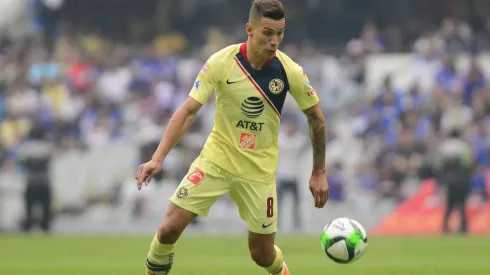 Un camión de billetes lanzan desde Inglaterra por Uribe