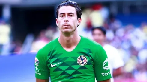 El oriundo de Chihuahua seguirá bajo los tres palos