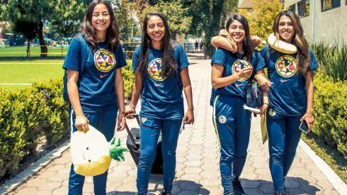 Plantel Femenil previo a su viaje a Monterrey.