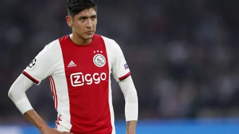 Edson regaló playeras de Ajax a excompañeros
