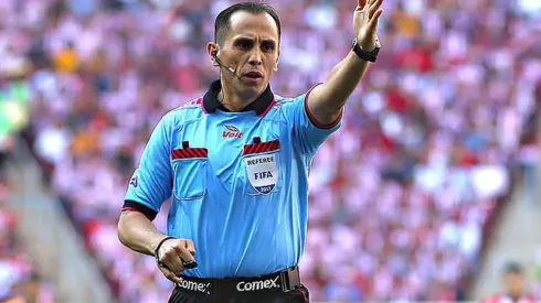 Luis Enrique Santander será el árbitro en el América vs Querétaro.