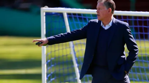 Ricardo Peláez muy cerca de las Chivas