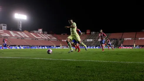 La playera conmemorativa con la que jugará América esta tarde.