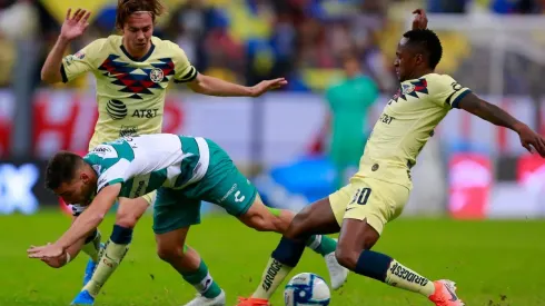 América no pudo ante Santos en el Azteca