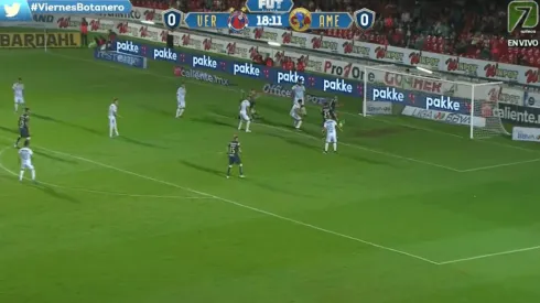 Video: Bruno Valdez aprovecha el error del portero para el 1-0.