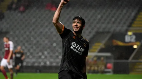 La cabeza de Raúl Jiménez le dio el empate a Wolves