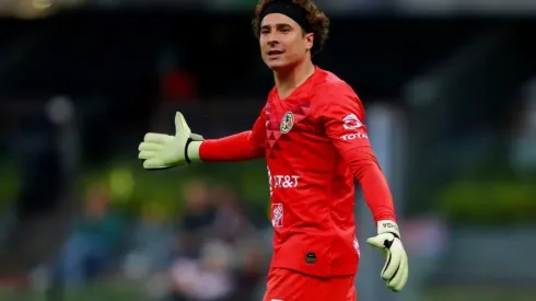 El cancerbero quiere que su familia lo vea levantando un título de Liga