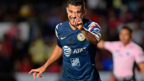 Colocan a Henry Martín en la órbita de Chivas