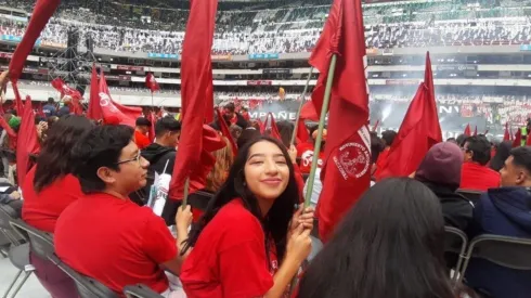 El Azteca recibe multitudinario evento a una semana de la final.