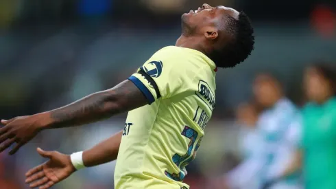 Renato Ibarra será operado hoy, ¿cuándo vuelve?