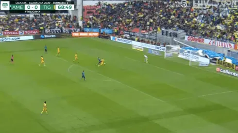 Video: Henry Martin adelanta al América en el marcador.