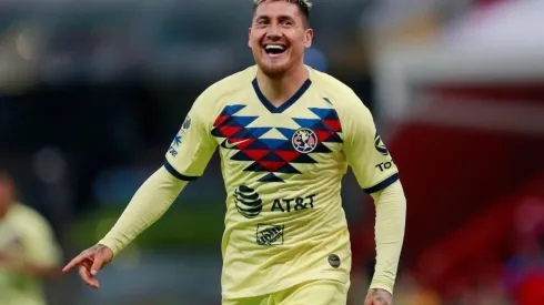 Según el América, el chileno está "lesionado de su cadera"