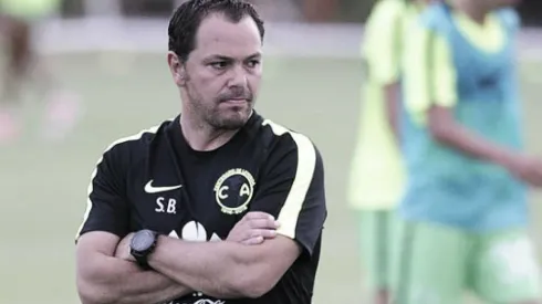 Baños se refirió al presente de Martínez en el América.