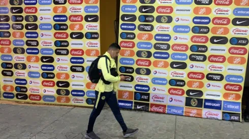 Sánchez no habló con nadie en su salida del Azteca.