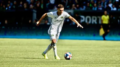 Paredes deja el América para partir a Estados Unidos.