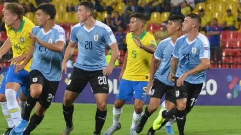 Viñas fue titular en empate de Uruguay con Brasil.