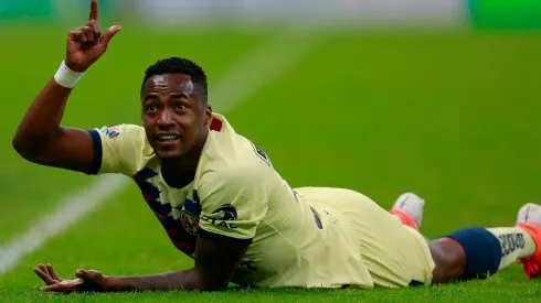 Ibarra mira la Champions mientras se recupera