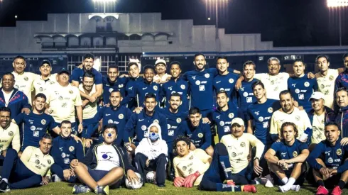 Jugadores de América cumplen sueños a niños de Guatemala.