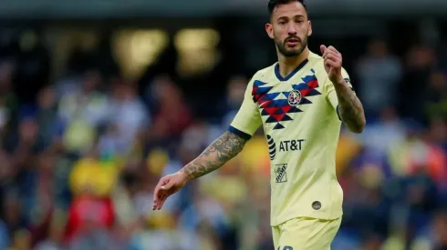 El central habló de los abucheos de la afición