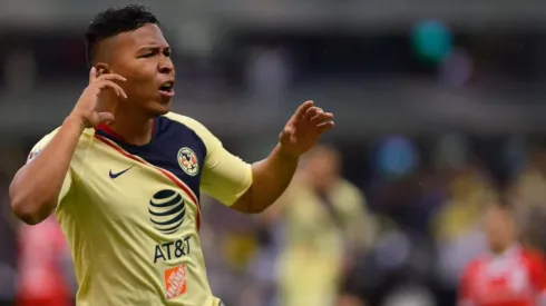 Martínez podría ser inscrito en América para Concachampions.