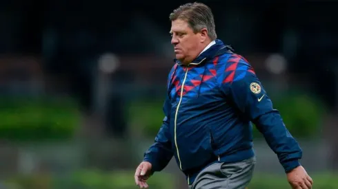 Aficionados piden la salida de Herrera en las redes sociales.